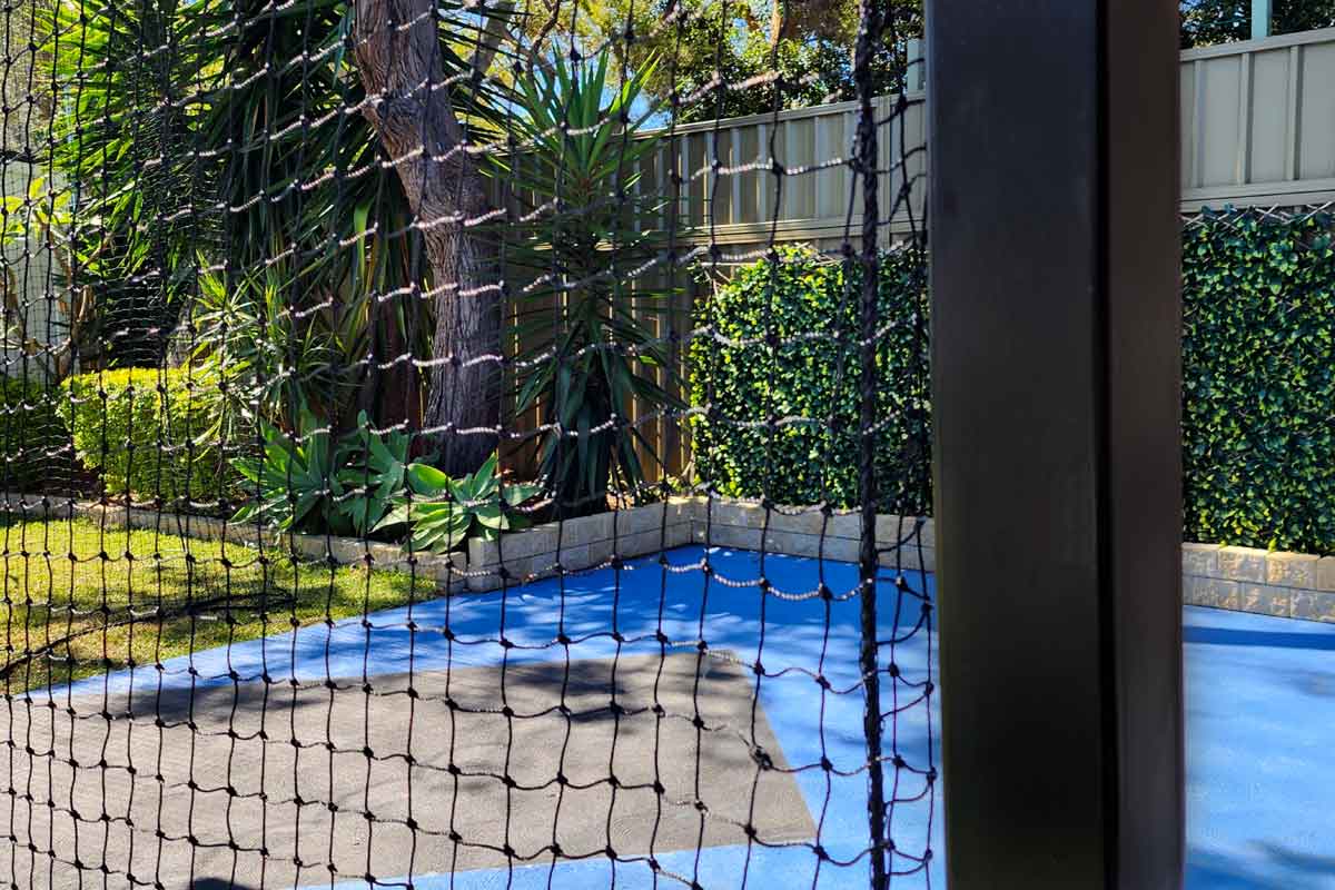 Net Stopper Ball Stop Barrier Nets with 2 Support Posts - 100mm sq (Multiple Sizes ...
